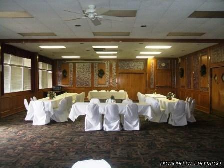 Regency Inn And Conference Center Clinton Ανέσεις φωτογραφία